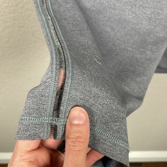 Lululemon Retreat Yogi Crop Pants Heathered Slate Gray Athletic Lounge Sz 4 - Picture 11 of 16